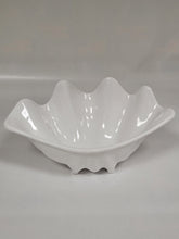 Load image into Gallery viewer, Candy dish/bowl
